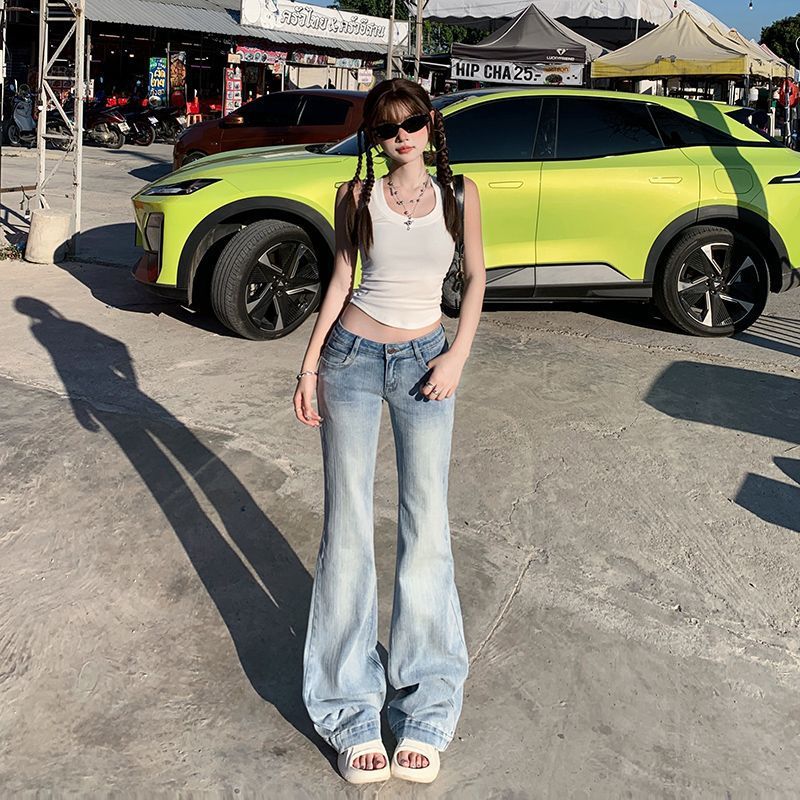 slim fit bell bottom jeans